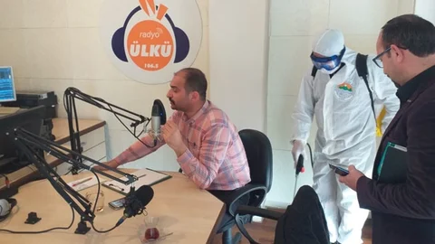 Canlı Yayında Dezenfeksiyon