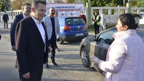 Koronavirüs Farkındalığı İçin Sahaya Çıktı