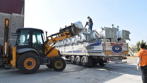 Çöp Konteynerleri Yenilendi