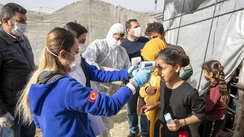 Mersin'de, 800 Tarım İşçisine Ateş Ölçümü ve Genel Sağlık Taraması Yapıldı
