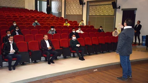 Oluşturulan Gönüllü Ekip Vatandaşları Tek Tek Uyaracak