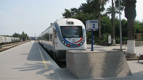 Mersin ve Adana'da Var; Kamu Hizmeti Yükümlülüğü