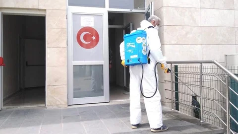 Toroslar Belediyesi Dezenfekte Ekibi Her An Sahada