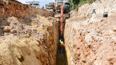 Bir Mahalle Daha Kanalizasyona Kavuşuyor