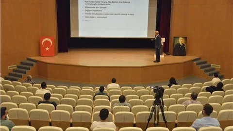 Yenişehir’de Hizmet İçi Eğitimler Devam Ediyor