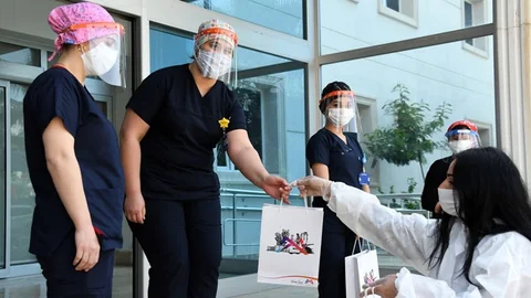 İnsan Hayatına Dokunan Hemşireler Unutulmadı