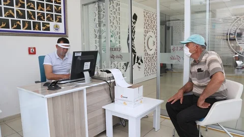 Erdemli Vatandaşların Takdirini Topluyor