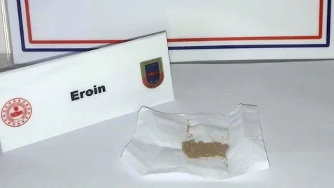 Eroin Maddesi Çıktı