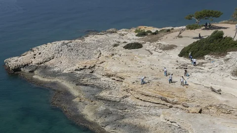 Bu Çöpler Doğaya Ait Değil