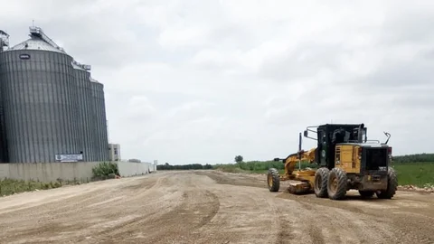 Ticaret Borsası Yerleşkesi Çevresinde Büyükşehir Yeni Yol Açma Çalışması Başlattı