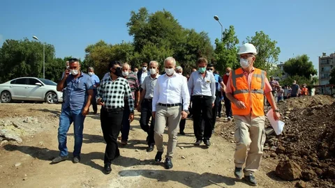 Gültak; Mersin Millet Bahçesi’ni Muhtarlara Anlattı