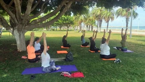 Atölyeleri, Kadın ve Çocukları Bekliyor