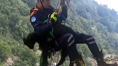 Ekipler Her Can İçin Görevde