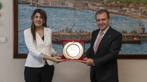 KKTC Heyeti, Barış ve Özgürlük Bayramı Dolayısıyla Başkan Seçer’i Ziyaret Etti