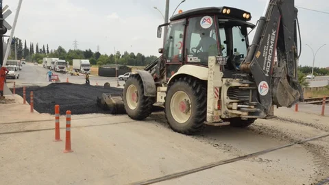 Hemzemin Geçidin Yıpranan Zemini Yenilendi