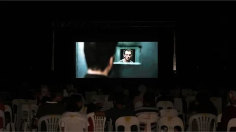 Aslanlı Mahallesinde Yaz Sineması