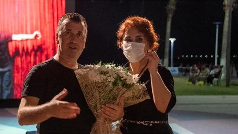 Mersin'de Sanat Sahile Taşıyor