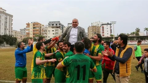 Erdemli Belediyespor Bal Ligi'nde