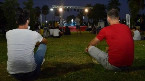 Yenişehir Belediyesinden "Açık Hava Gençlik Konseri"