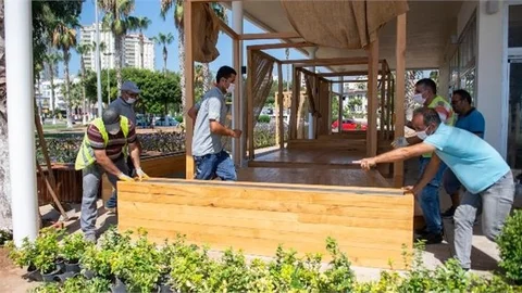 Kültür Park’ta Yakında Açılacak Mekanların Peyzaj Düzenlemeleri Yapılıyor