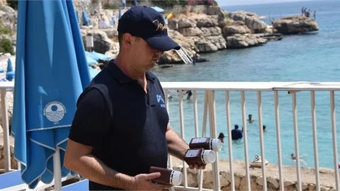 Deniz Suyu Numune Alımı İle Kontrollerini Yapıyor