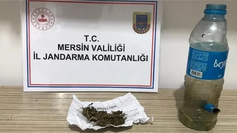 Kubar Esrar ve Bong Ele Geçirildi