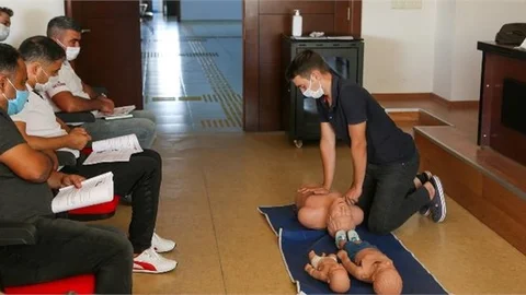 Erdemli Belediyesi’nden Çalışanlara İlk Yardım Eğitimi