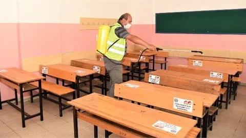 Yeni Eğitim ve Öğretim Sezonu Öncesi Dezenfekte