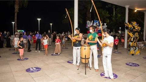 Çocuklar Hayallerindeki Hareketliliği Tuvale Yansıttı