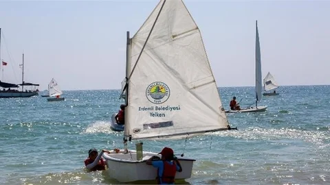 Erdemli Belediyesi Yelkenleri Açtı