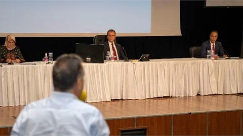 Seçer:"Parmak Sayısına Göre Demokrasi Olmaz"