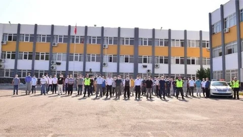 Jandarmadan Servis Şoförlerine Seminer