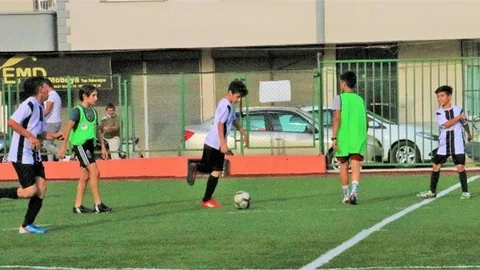 Toroslar'da Cumhuriyet Kupası Minikler Futbol Turnuvası Heyecanı
