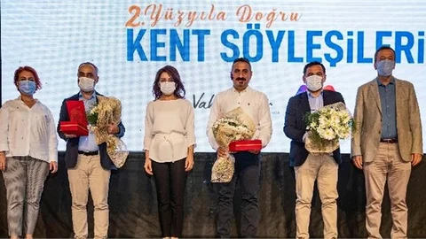 Mersin Büyükşehir Belediyesi, 3 Gazeteciyi Ağırladı