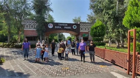 Mersin Büyükşehir, Çocuklara Hayvan Sevgisi Aşılıyor