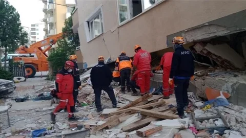 Ercan Temel: "Emine Teyze, Torunu Çınar’ın Elini Sımsıkı Kavramıştı"