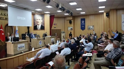 "Daha Çok İnsanımızı Kaybetmek İstemiyorsak Kentsel Dönüşüme Hız Vermeliyiz"