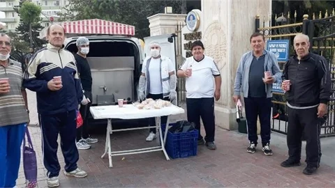 - Büyükşehir’in "1 Ekmek 1 Çorba" Dağıtımı Yeniden Başladı