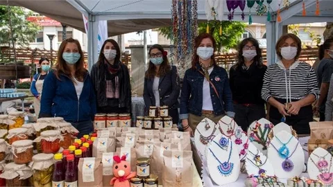 Büyükşehir’in Desteğiyle Üretici Kadınlar Ürünlerini Sergiliyor