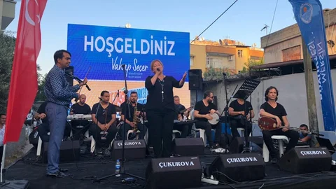 Şehir Tiyatroları Tamamen Profesyonelleşti