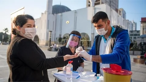 Ekiplerden Kent Merkezinde Şeker Ölçümü