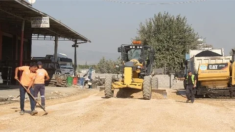 Tırmıl Sanayi Sitesi’nin Bozuk Yolları Onarılıyor