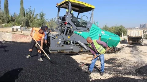 Güneykent Mezarlığı’nda Sıcak Asfalt Çalışması
