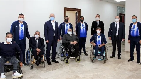 Engelli Vatandaşlara Akü, Gıda, Hijyen ve Kırtasiye Desteği