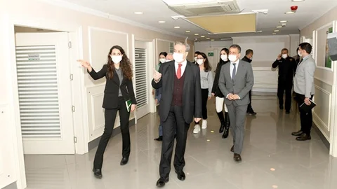 Vali Su Yeşilay Danışmanlık Merkezini Ziyaret Etti