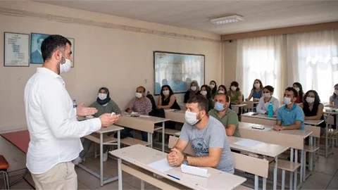 6 Bin 392 Öğrencinin Hesabına 2 Milyon 556 Bin TL Yatırıldı