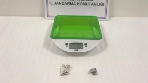 Kubar Esrar ve Hassas Terazi Ele Geçirildi