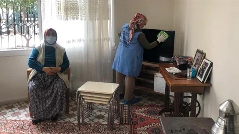 Evde Bakım ve Temizlik Hizmeti İle Vatandaşa Moral Oluyor