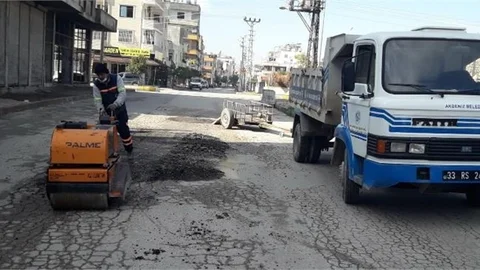 Her Mahalleye, Vatandaşların Talep Ettiği Veya İhtiyacı Duyulan Hizmetler Veriliyor