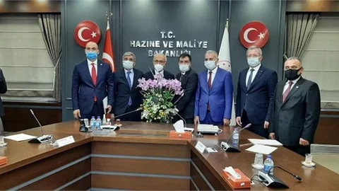 İş Heyetinden Bakan Elvan’a Ziyaret